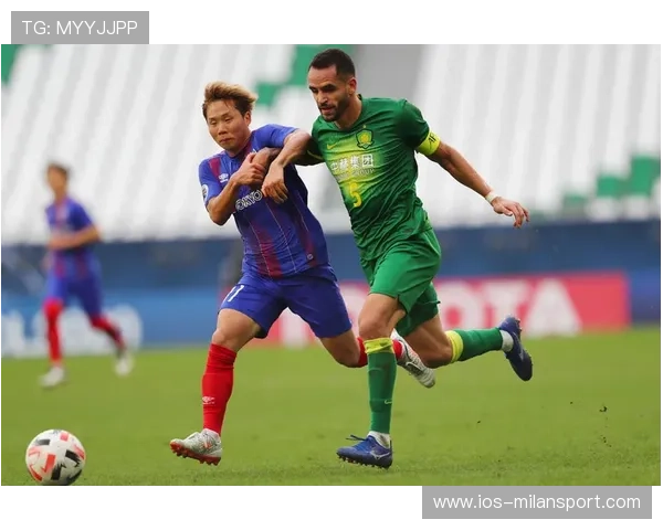 内马尔脚下连续变向制造混乱，巴西前场机会成倍增加：从个人技艺到团队进攻的训练解码